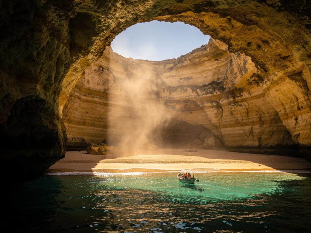 eSIM Algarve - Algarve, Португал-ын урьдчилсан төлбөртэй аялалын дата худалдаж аваарай