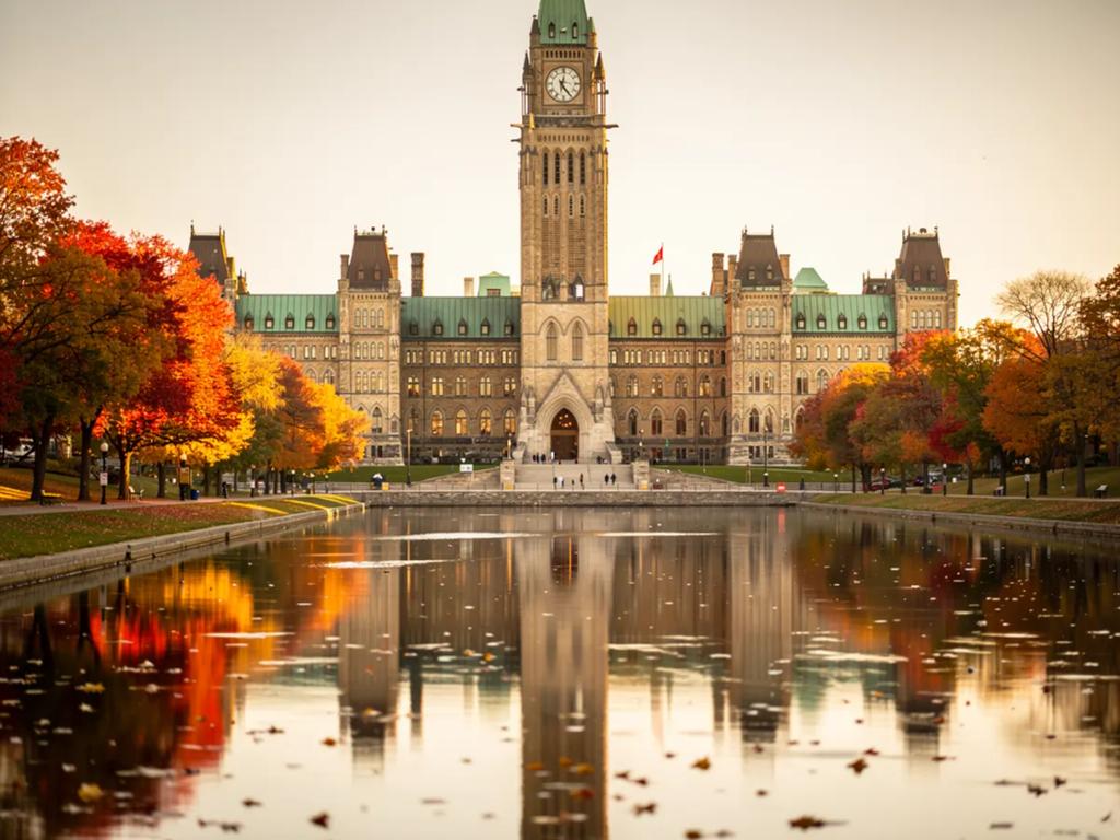 eSIM Ottawa - Zụta data njem akwụchara ụgwọ maka Ottawa, Canada