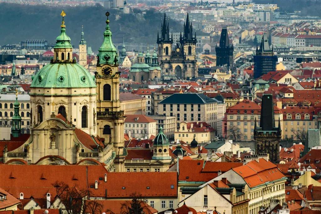 eSIM Prague - Kúpte predplatené cestovné dáta pre Prague, Česko
